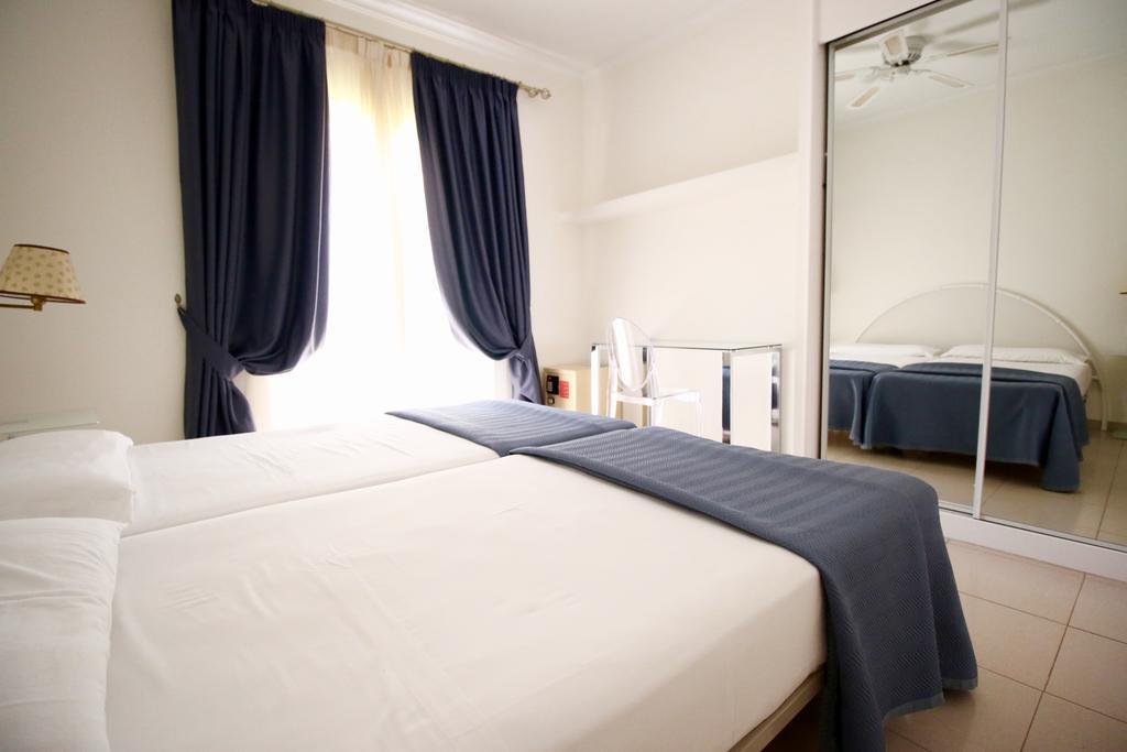 Apartment Golf Park ロス・アブリゴス 部屋 写真